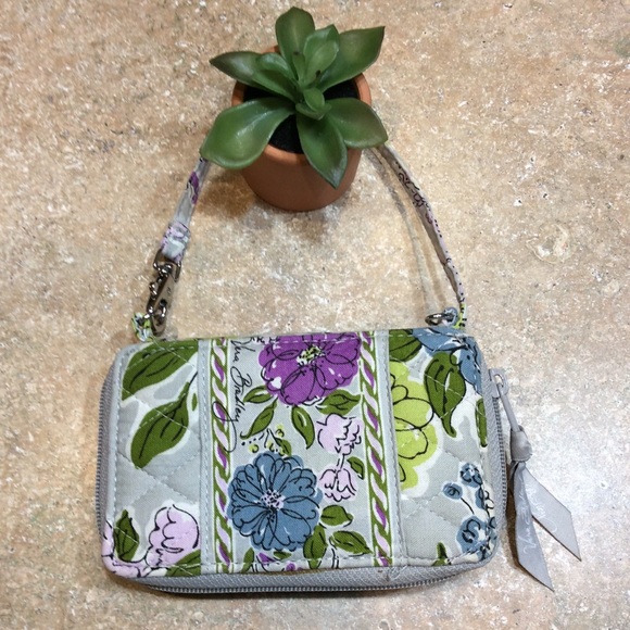 VERA BRADLEY SMALL CELLPHONE ID WRISTLET - Picture 1 of 8
